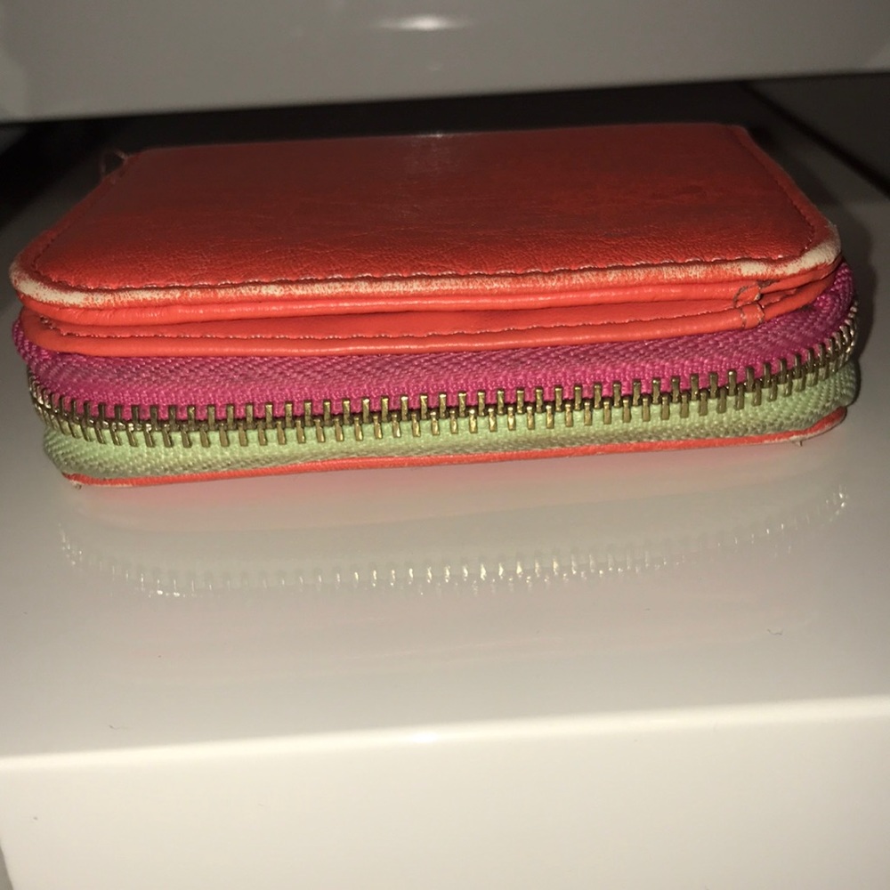 Pink Wallet - Picture 4 of 5